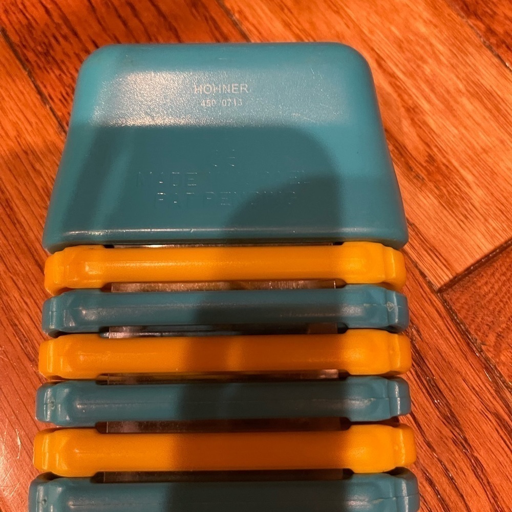 Hohner Clatterpillar Rattle Percussion Instruments - Picture 6 of 6